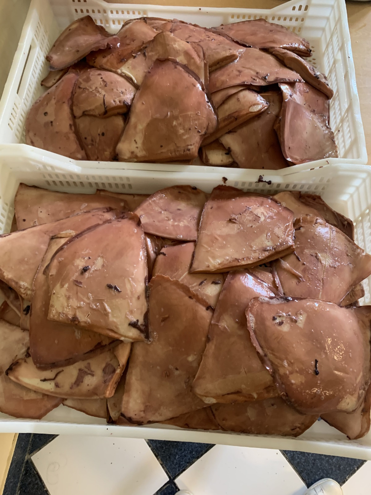 凍煮魷魚(yú)耳