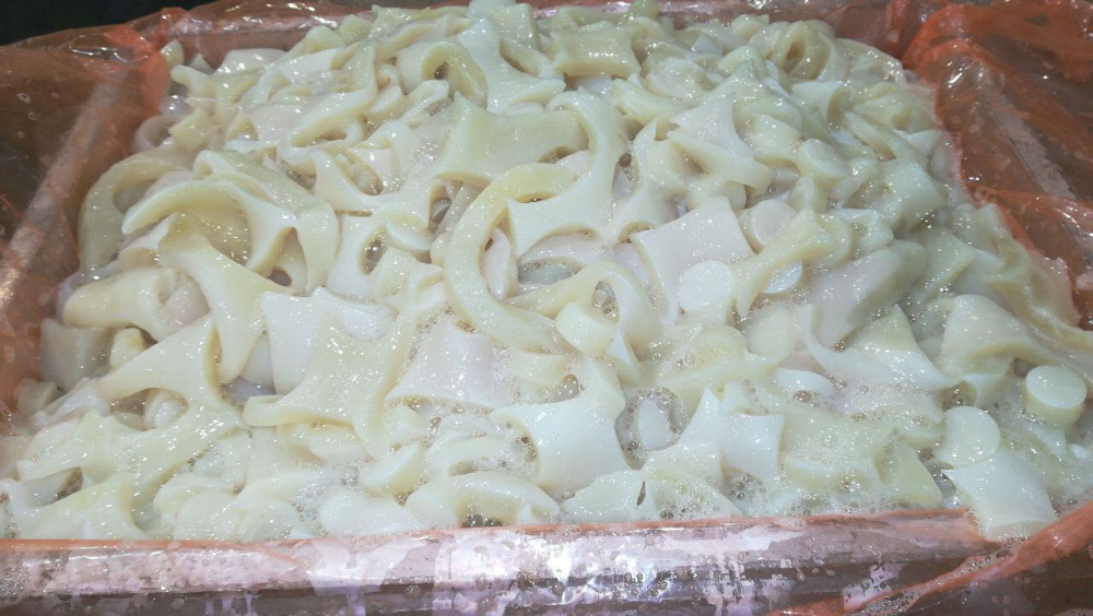 冷凍魷魚(yú)碎肉 FROZEN GIANT SQUID BITS AND PIECES
